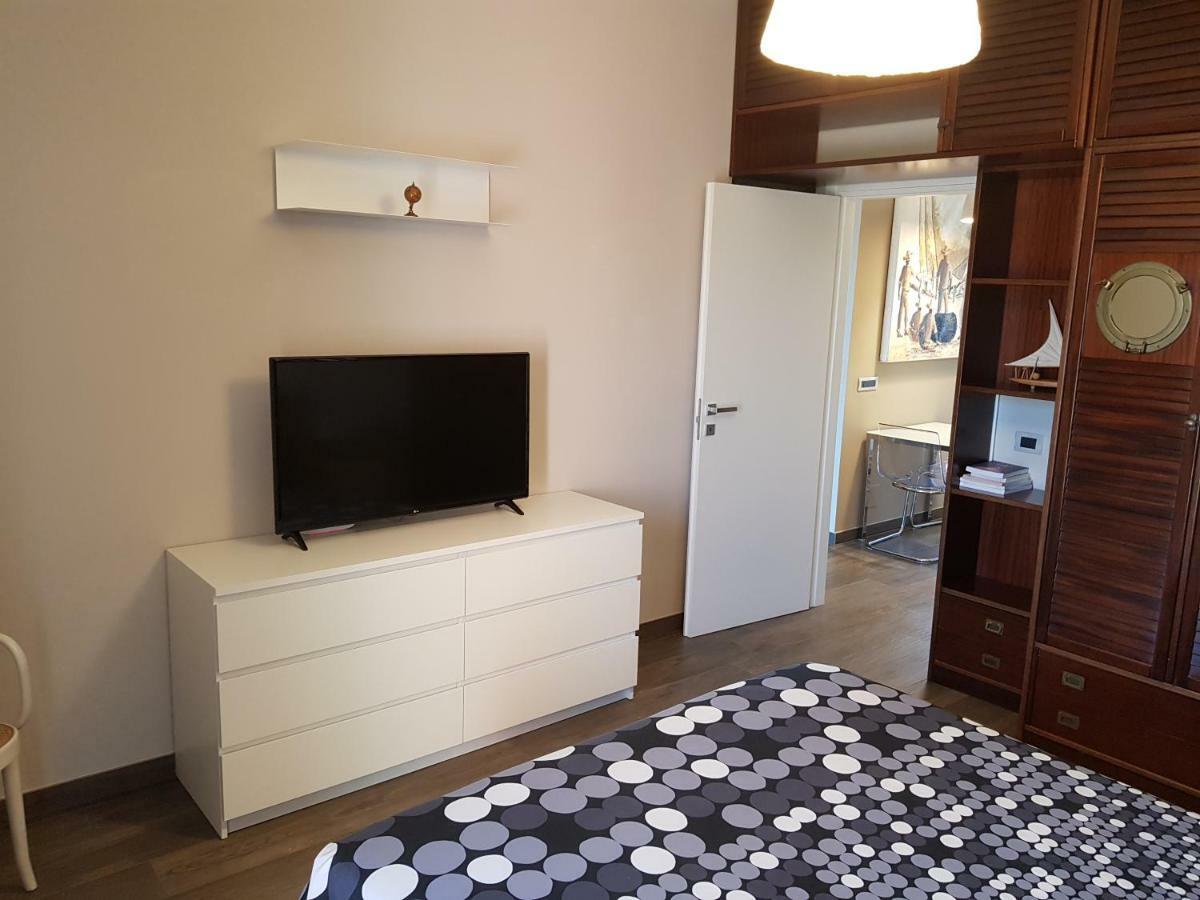 Cooking And Dreaming Apartment Бари Екстериор снимка
